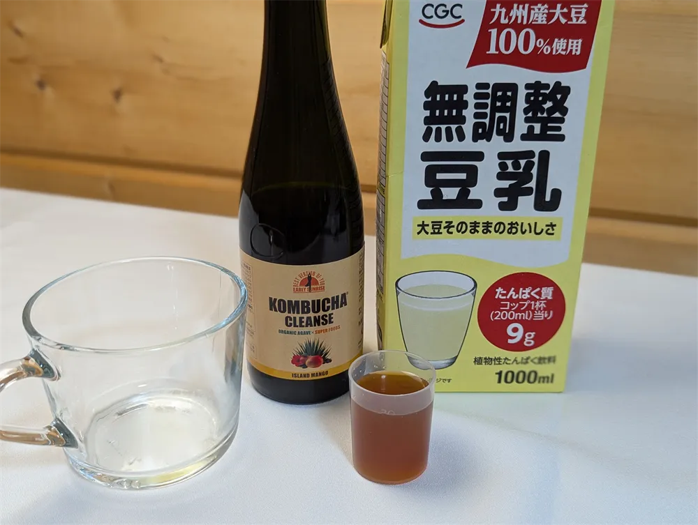 コンブチャクレンズｰ豆乳割り (1)