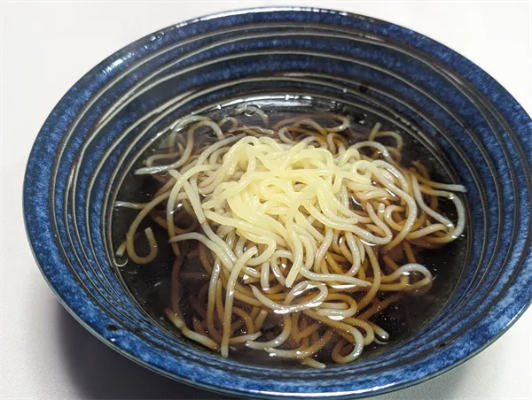 しょうゆｰこんにゃくラーメン (2)